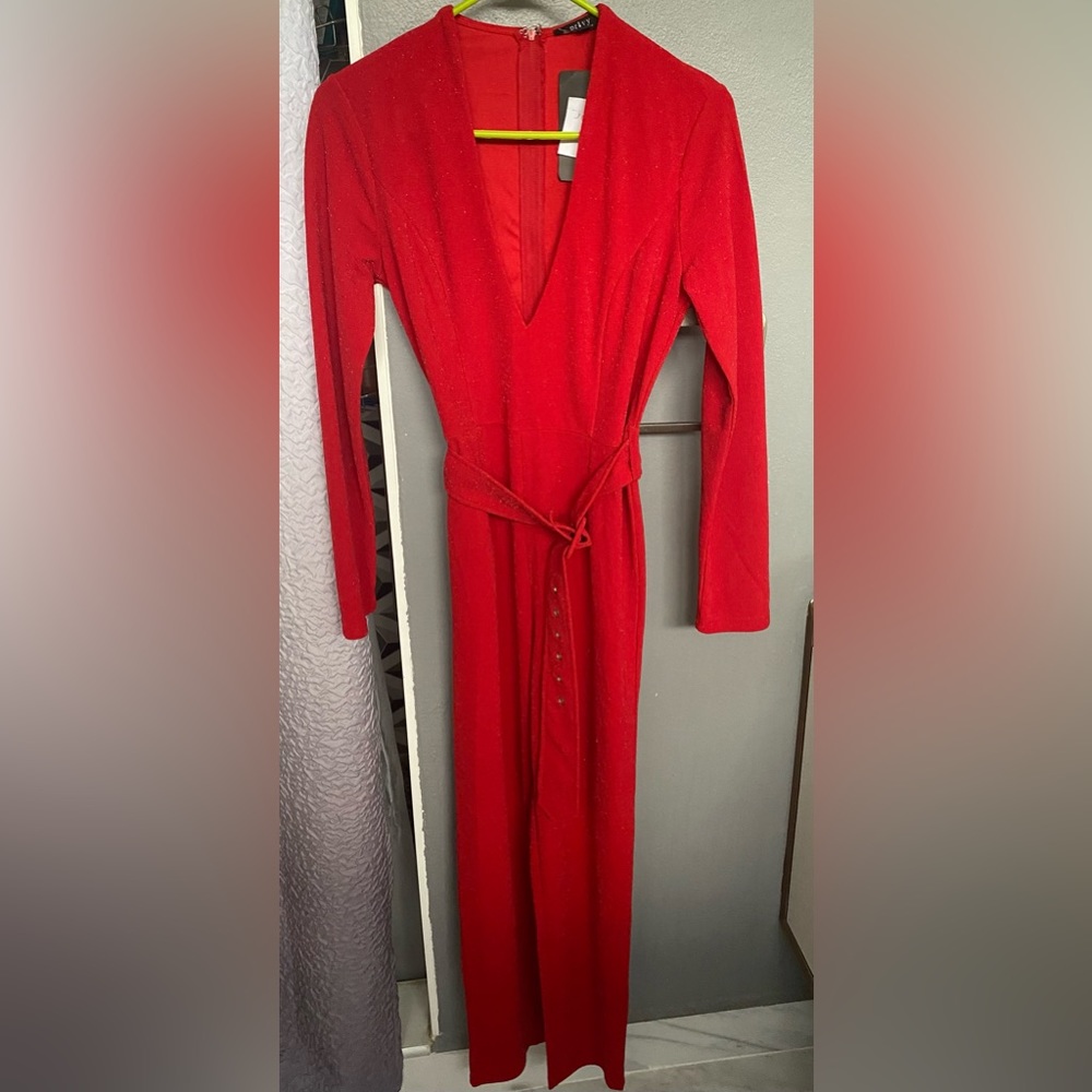 Beautiful and spectacular jumpsuit in Red